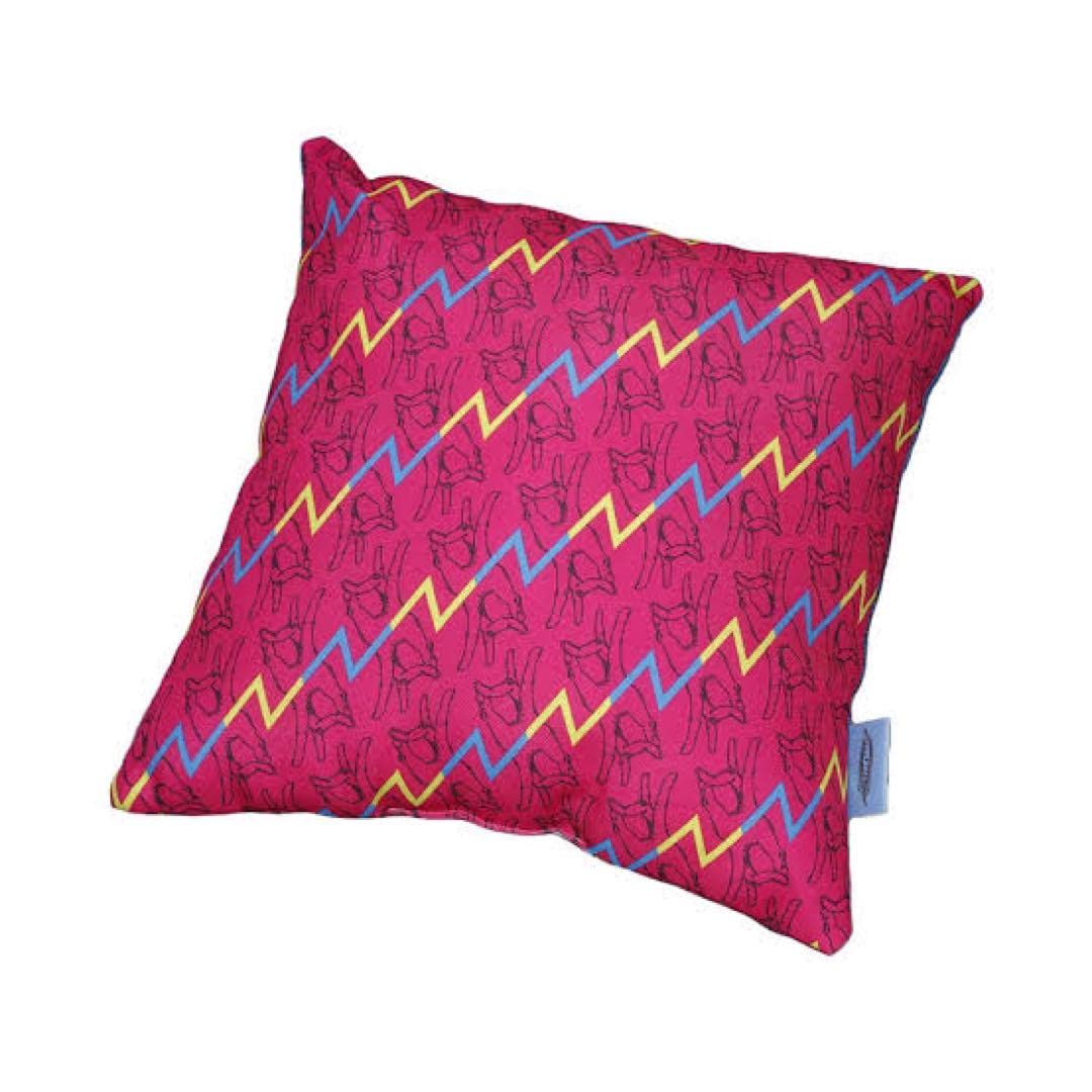 Amazon.co.jp: アキ クッション コン 早川アキ チェンソーマンフェア